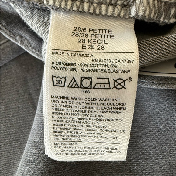 NWT GAP High Rise Kick Fit, Grey Wash - 28/6p - Picture 4 of 9